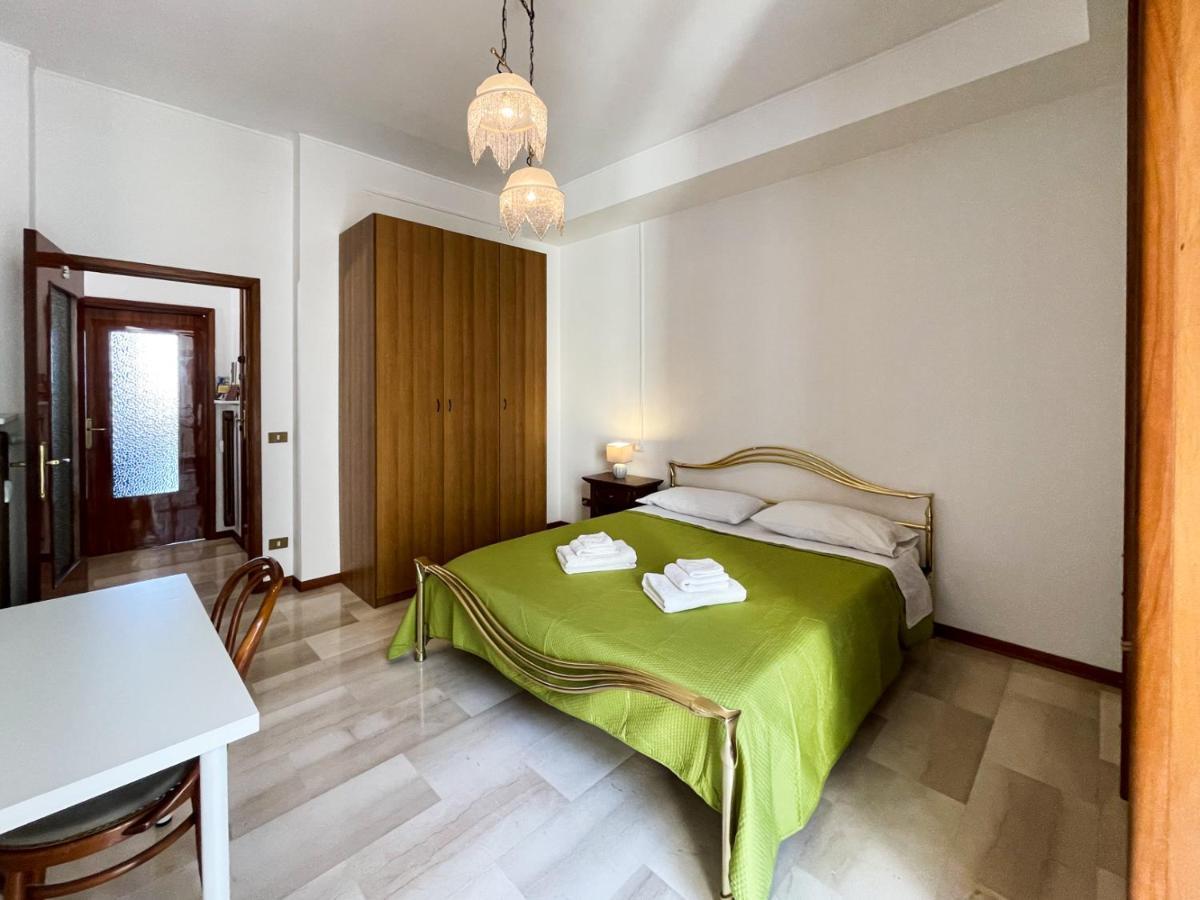 Hotel Casa Gramsci - Affitti Brevi Italia Modena Exterior foto